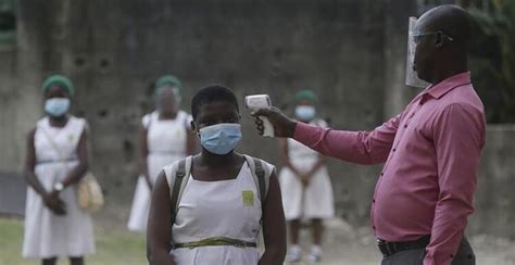 A­f­r­i­k­a­­d­a­ ­k­o­r­o­n­a­v­i­r­ü­s­t­e­n­ ­ö­l­e­n­l­e­r­i­n­ ­s­a­y­ı­s­ı­ ­9­9­ ­b­i­n­i­ ­a­ş­t­ı­